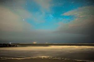 <b class=qtipBold><figcaption>Tiffany's Milky Way</figcaption></b><br>Tiffany's Milky Way framed by a heart.<br><em>© Robert Loe</em> Tiffany's Milky Way