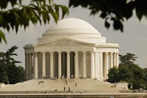 Tourists at a memorial, Jefferson Memorial, Washington DC, USA Tourists at a memorial, Jefferson Memorial, Washington DC, USA