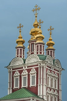 Transfiguration Gate Church in the Novodevichy Convent, Moscow, Russia Transfiguration Gate Church in the Novodevichy Convent, Moscow, Russia