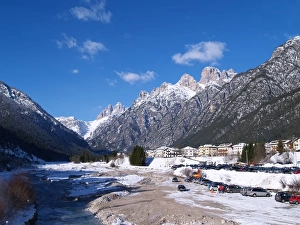 Tre Cime di Lavaredo, views from Auronzo di Cadore Tre Cime di Lavaredo, views from Auronzo di Cadore