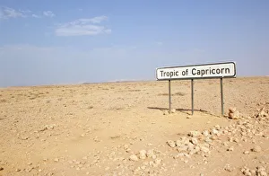 Images Dated 22nd July 2006: Tropic Of Capricorn Sign in Desert