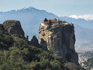 <b class=qtipBold><figcaption>Varlaam Monastery, Meteora</figcaption></b><br>Varlaam Monastery (or Barlaam Monastery) at Meteora, perched on a huge eroded granite boulder, built in the 14th century.<br><em>© Federica Grassi</em> Varlaam Monastery, Meteora