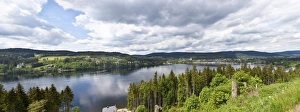 View across Lake Titisee, Titisee-Neustadt, Baden-Wuerttemberg, Germany, Europe View across Lake Titisee, Titisee-Neustadt, Baden-Wuerttemberg, Germany, Europe