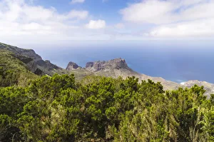 View from the lookout Mirador de Alojera in the Garajonay National Park, La Gomera View from the lookout Mirador de Alojera in the Garajonay National Park, La Gomera