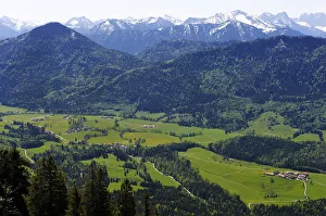 View from Mt Hirschkopfhoernl to Jachenau, Toelzer Land region, Isarwinkel region View from Mt Hirschkopfhoernl to Jachenau, Toelzer Land region, Isarwinkel region