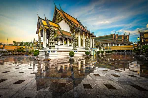 Wat Suthat Thepwararam (Bangkok, Thailand) Wat Suthat Thepwararam (Bangkok, Thailand)