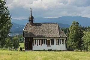 Weissenstein Chapel in front of the mountains, Bayrischer Wald, Regen, Bavaria, Germany Weissenstein Chapel in front of the mountains, Bayrischer Wald, Regen, Bavaria, Germany