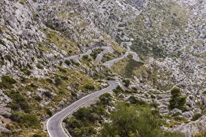 Winding mountain road to Sa Calobra, Tramuntana Mountains, Majorca, Balearic Islands Winding mountain road to Sa Calobra, Tramuntana Mountains, Majorca, Balearic Islands