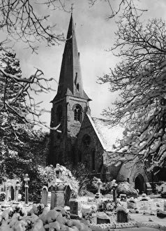 <b class=qtipBold><figcaption>Winter Churchyard</figcaption></b><br>28th February 1958: Following a blizzard which swept the British Isles in 1953 the churchyard of the Holy Innocents Church at High Beech, nr Loughton, Essex is covered in snow. (Photo by Derek Berwin/Fox Photos/Getty Images) Winter Churchyard
