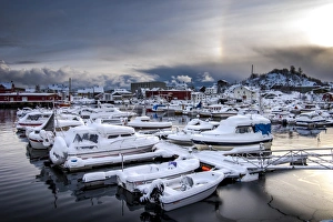 <b class=qtipBold><figcaption>Winter Svolvaer, Norway</figcaption></b><br>view to the harbor of Svolvaer, Norway. Svolvaer harbor is the starting point for held yearly in March International cod fishing competition.<br><em>© 87davis</em> Winter Svolvaer, Norway