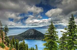Images Dated 6th September 2009: Wizard Island in Crater Lake National Park Oregon