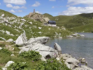 Wolayer Lake or Wolayersee with the Wolayersee hut and war memorial, Carnic Alps, Lesachtal, Carinthia, Austria Wolayer Lake or Wolayersee with the Wolayersee hut and war memorial, Carnic Alps, Lesachtal, Carinthia, Austria