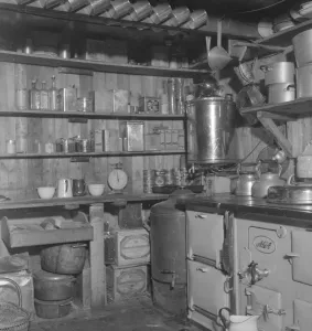 Kitchen, Argentine Islands hut Kitchen, Argentine Islands hut