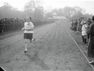 Prints of Middlesex ladies athletics club sports meeting at Battersea park. Miss V Palmer winning the 440 yards. 22 May 1926 Middlesex Prints: Middlesex Ladies Athletics Club Sports Meeting Print, 22 May 1926