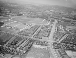 An aerial view of Crayford and Dartford in Kent. 1939 An aerial view of Crayford and Dartford in Kent. 1939