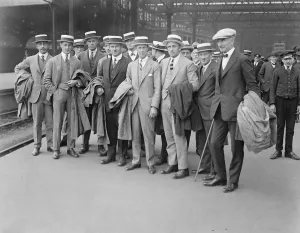 Canadian cricketers arrive at Waterloo Station A team of Canadian cricketers under Canadian cricketers arrive at Waterloo Station A team of Canadian cricketers under