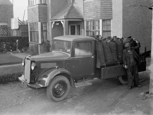 Suburbia Gallery: Coal delivery by one of the coal vans from H Salmon, Coal and Coke Merchants in