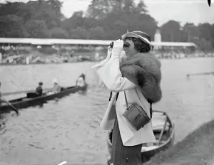 Vintage Fashion Photography Prints: Royal Henley Regatta, fashion parade of the river