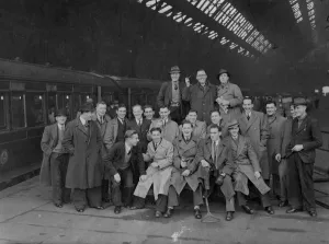 The first contingent of British settlers to leave for Australia under the migration The first contingent of British settlers to leave for Australia under the migration