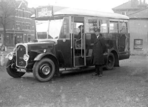 Nostalgia John Topham's Britain Gallery: London General Omnibus Company (L.G.O.C.) Bus in Kent. 1933