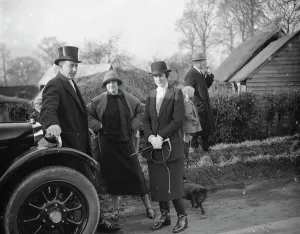 North Cotswold meet at Hinton, near Evesham. Captain and Lady Mary Strickland North Cotswold meet at Hinton, near Evesham. Captain and Lady Mary Strickland