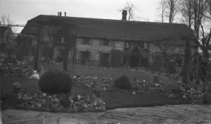 Lancing Gallery: The Old Tithe Barn at North Lancing, Sussex. 1931