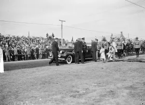 Original caption: The Royal visit to Canada. Chief Duck of the Native American Blackfoot Original caption: The Royal visit to Canada. Chief Duck of the Native American Blackfoot