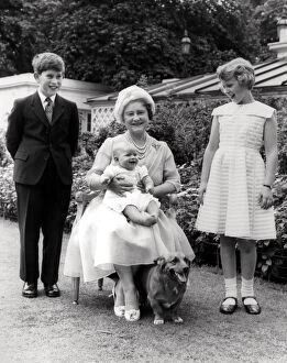 Queen Elizabeth, Queen Mother photographed with her grandchildren on her 60th birthday