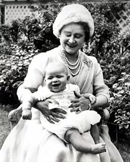 Images Dated 3rd March 2000: Queen Elizabeth, The Queen Mother photographed with her grandchild, Prince Andrew