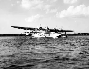Sikorsky S42 giant seaplane flown by Colonel Lindbergh for Pan American Airways broke Sikorsky S42 giant seaplane flown by Colonel Lindbergh for Pan American Airways broke