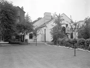 The small white building is Londons only back garden theatre, The Mermaid. Founded The small white building is Londons only back garden theatre, The Mermaid. Founded