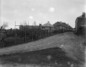 Bungalows under construction, Perranporth, Perranzabuloe, Cornwall. Around 1920s Bungalows under construction, Perranporth, Perranzabuloe, Cornwall. Around 1920s