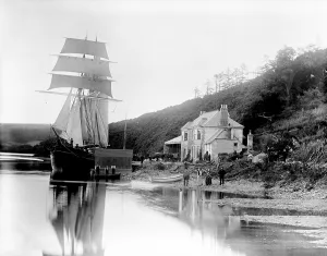 Captain Philip Richards house Riverside House Gweek, Cornwall. Possibly early 1910s Captain Philip Richards house Riverside House Gweek, Cornwall. Possibly early 1910s