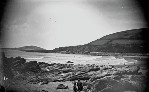 East Looe beach, Cornwall. Probably 1880s East Looe beach, Cornwall. Probably 1880s