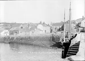 Images Dated 13th February 2017: Quay and waterfront, Flushing, Cornwall. Early 1900s