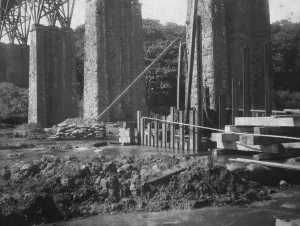 Brunel Prints: Print of Old Carnon Valley viaduct under construction in 1932