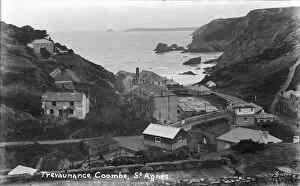 Mining Gallery: Trevaunance Coombe with steamworks in foreground below Wheal Friendly, St Agnes, Cornwall