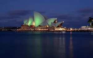 Images Dated 17th March 2013: Australia-Lifestyle-St Patricks Day