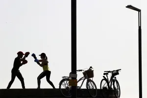 BRITAIN-LIFESTYLE-BOURNEMOUTH-WORKOUT BRITAIN-LIFESTYLE-BOURNEMOUTH-WORKOUT