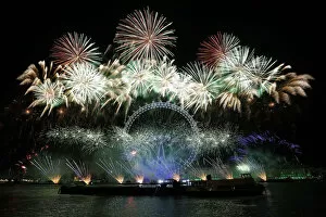 Fireworks Collection: Britain-Newyear-Fireworks