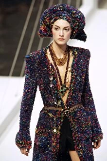 Images Dated 12th March 1997: France-Fashion-Chanel-Lagerfeld