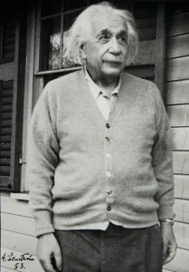 Japan-Lifestyle-Einstein Japan-Lifestyle-Einstein