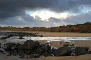 <b class=qtipBold><figcaption>New Zealand-Nature-Feature</figcaption></b><br>The sun breaks through clouds above the coast near Bluff, New Zealand. AFP PHOTO / CHRISTOPHE SIMON / AFP PHOTO / CHRISTOPHE SIMON<br><em>© Copyright Agence France-Presse (AFP) - All Rights Reserved</em> New Zealand-Nature-Feature