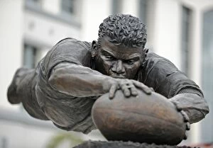 Images Dated 22nd October 2011: New Zealand-Rugby-Statue-Michael Jones