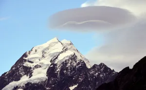 <b class=qtipBold><figcaption>Nzealand-Mt Cook</figcaption></b><br>A photo taken on Febraury 25, 2015, shows the peak of New Zealand's highest mountain Mt Cook - also known by it's Maori name of Aoraki - which sits in the Southern Alps on the South Island at a height of 3, 724 metres (12, 218 ft). AFP PHOTO / William WEST<br><em>© Copyright Agence France-Presse (AFP) - All Rights Reserved</em> Nzealand-Mt Cook