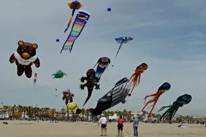 Games And Recreation Gallery: Spain-Festival-Air-Kite