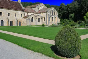 Abbey of Fontenay. The abbey church, east side (photography) Abbey of Fontenay. The abbey church, east side (photography)