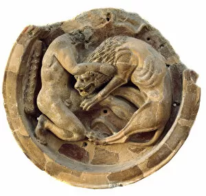 Acroterial disc with the depiction of Heracles and the lion of Nemea, from Fratte di Salerno, Scigliato district