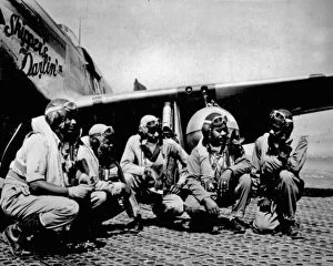 Us Air Force Gallery: African-American members of the 99th Fighter Squadron of the Air Force at the Anzio Beachhead