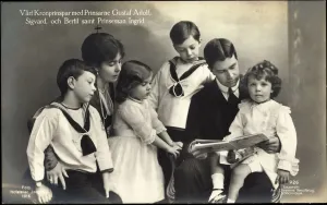 Ak Crown Prince couple with Prince Gustaf Adolf, Sigvard, Bertil Ak Crown Prince couple with Prince Gustaf Adolf, Sigvard, Bertil